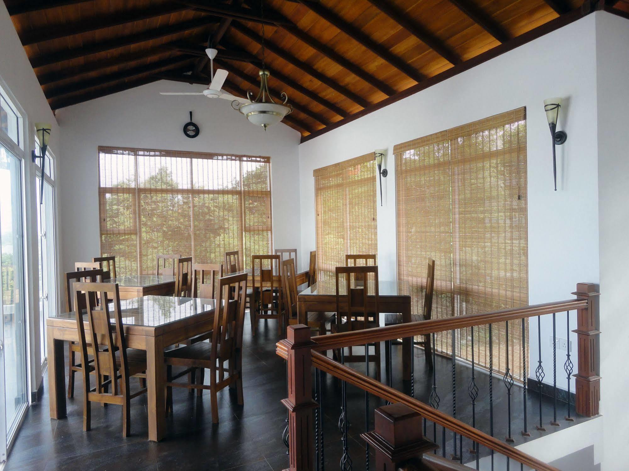 Villa Baywatch, Rumassala Unawatuna Exterior photo