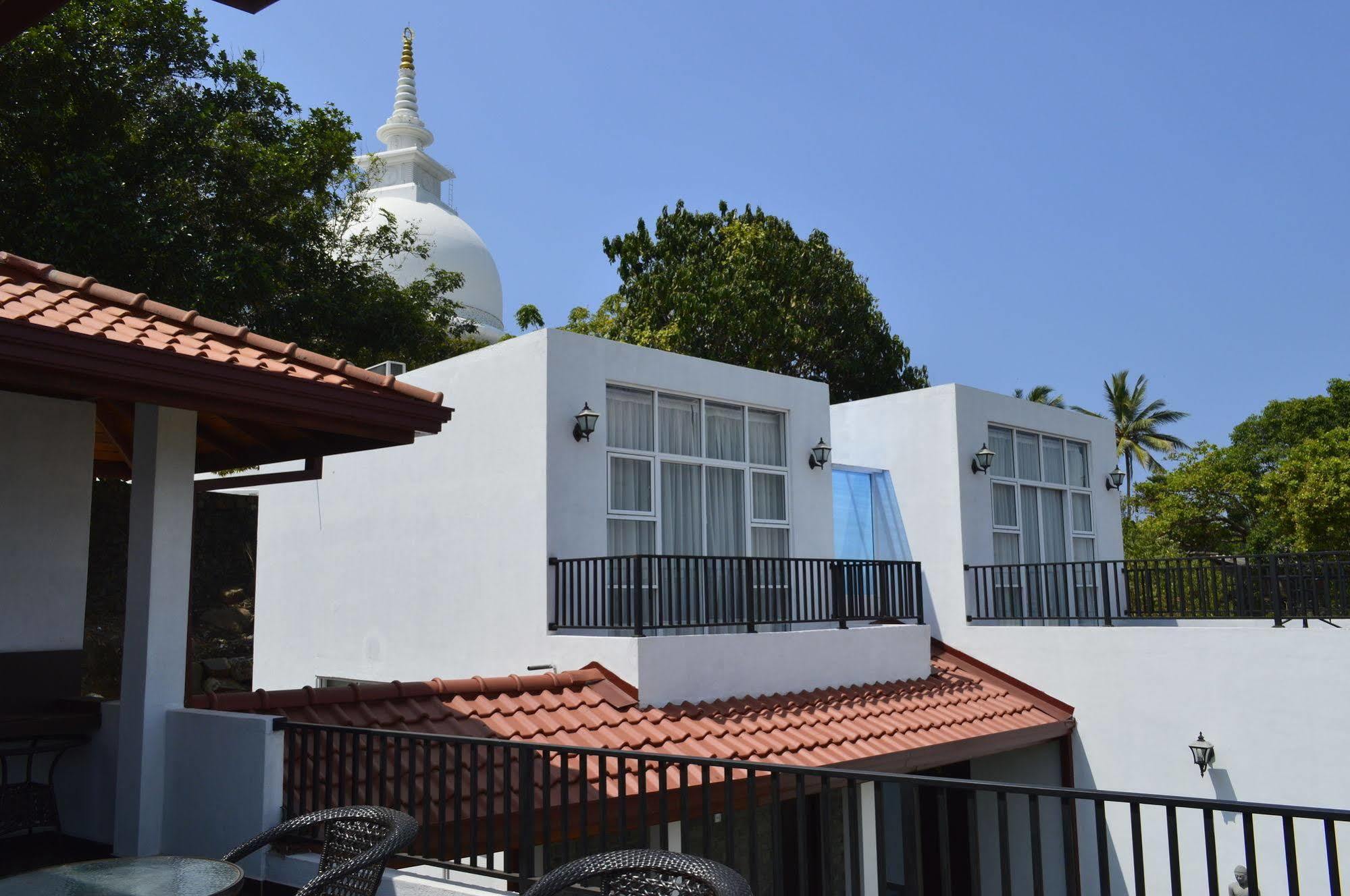 Villa Baywatch, Rumassala Unawatuna Exterior photo